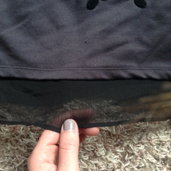 Simply Vera Sweater - Picture 4 of 4